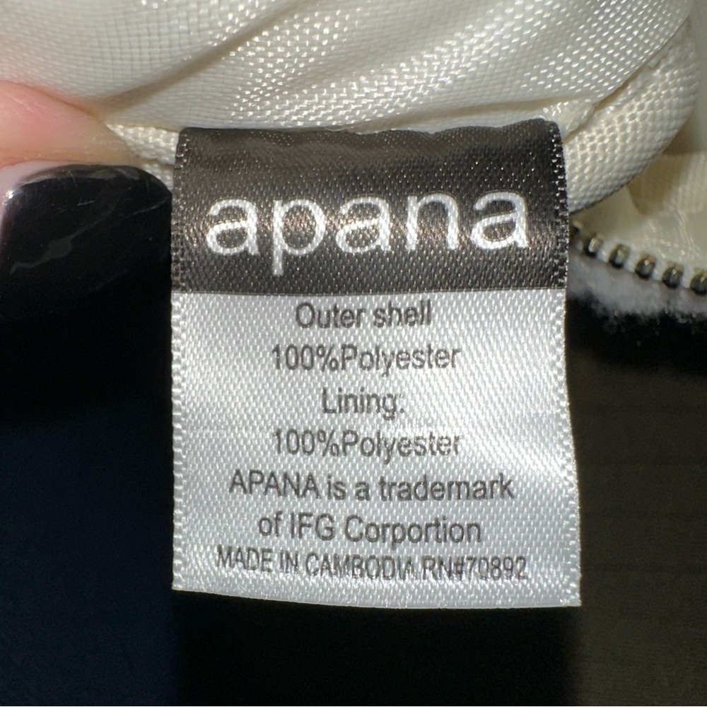 APANA Studio City See Me Run Cozy White Sherpa Belt Bag/Crossbody Sling - Picture 13 of 14